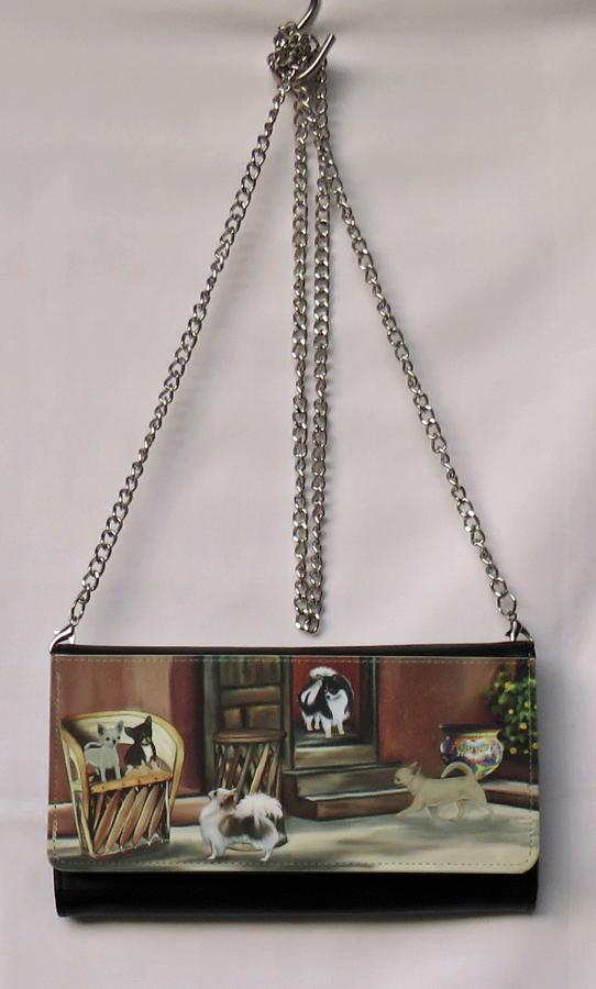 Chihuahua 4 Clutch bag with chain