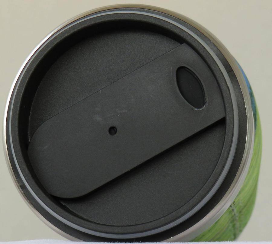 travel mug lid underside