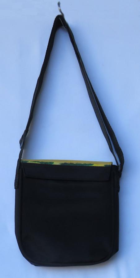 Aussie 4B messenger bag - back