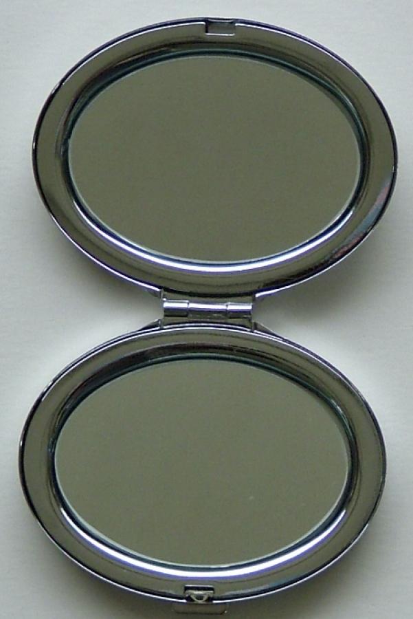 compact mirror interrior