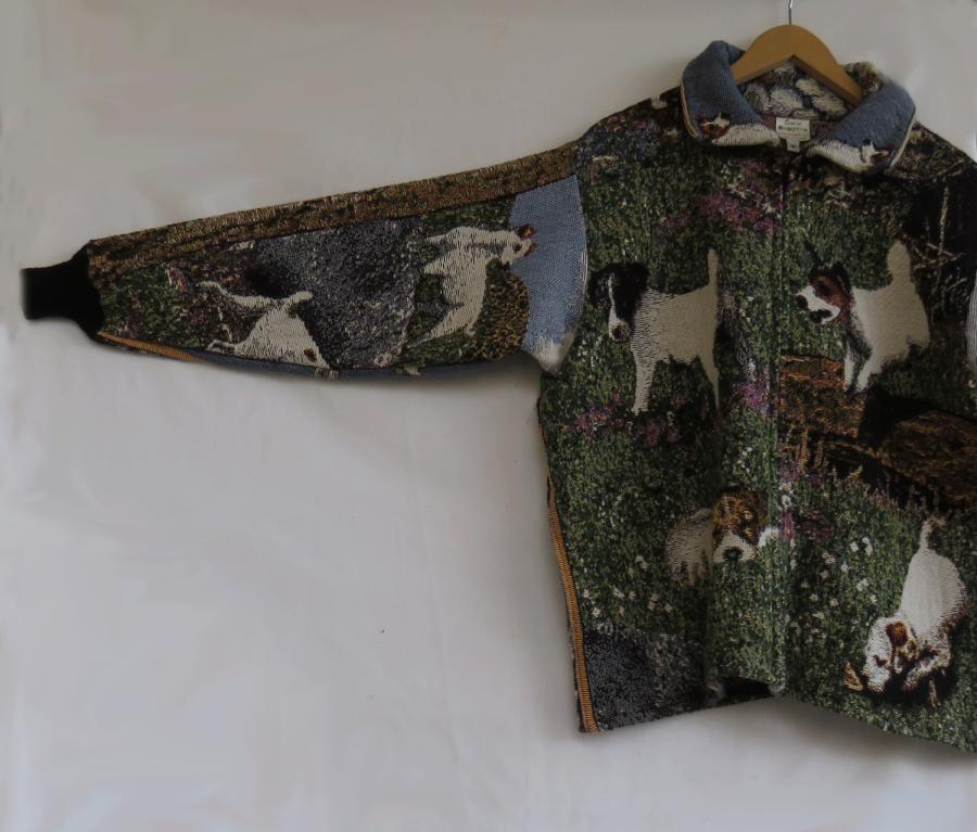 Jack russell short coat 1A rt sleeve front