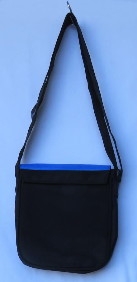 Newfoundland 4A small messenger bag - back