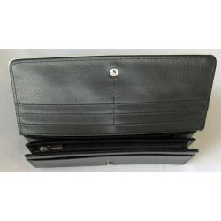 clutch wallet interior